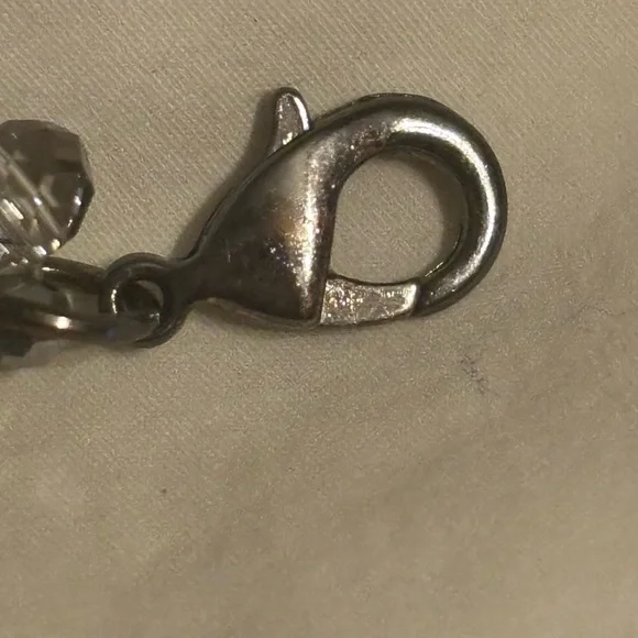 Vintage Chic Silver and Gray Gemstone Bracelet - Picture 13 of 16